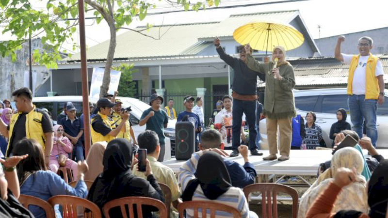 Pasangan Bakal Calon Munafri Arifuddin- Aliyah Mustika Sapa Warga Biringkanaya Minta Doa Restu Dukungan Pilwalkot Makassar